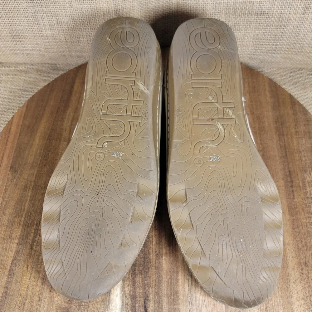 Earth Etlanden Leather Ballet Flats Ivory Comfort Slip On Shoes Women's 9.5M